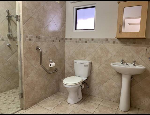 2 BEDROOM APARTMENT FOR SALE IN BRENTWOOD PARK